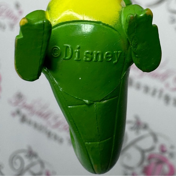 Disney Peter Pan Crocodile Tick Tock Mini Figure smirking laughing teeth - Picture 5 of 5